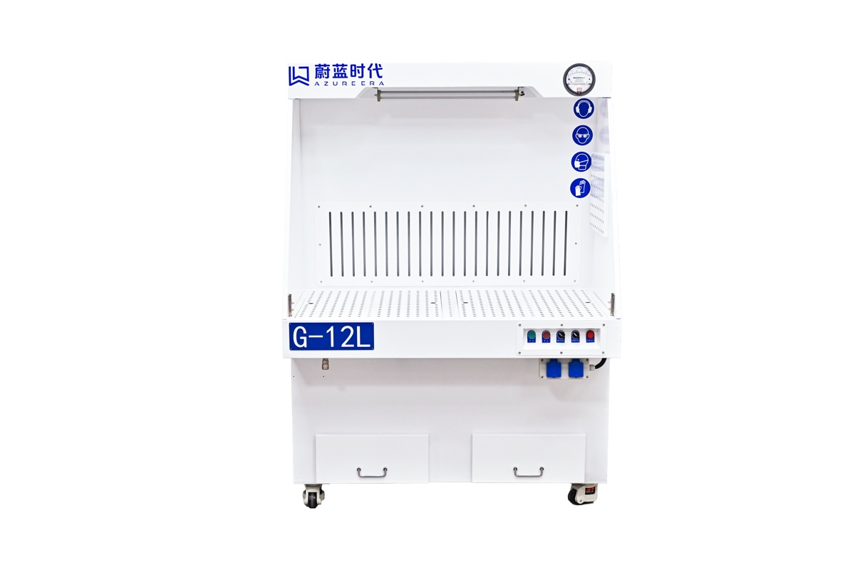 Vertical downdraft workbench